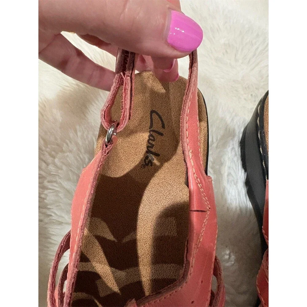 Clarks Women's Slingback Strappy Sandals Dark Pink Size 8M Comfort Footbed - Picture 2 of 8